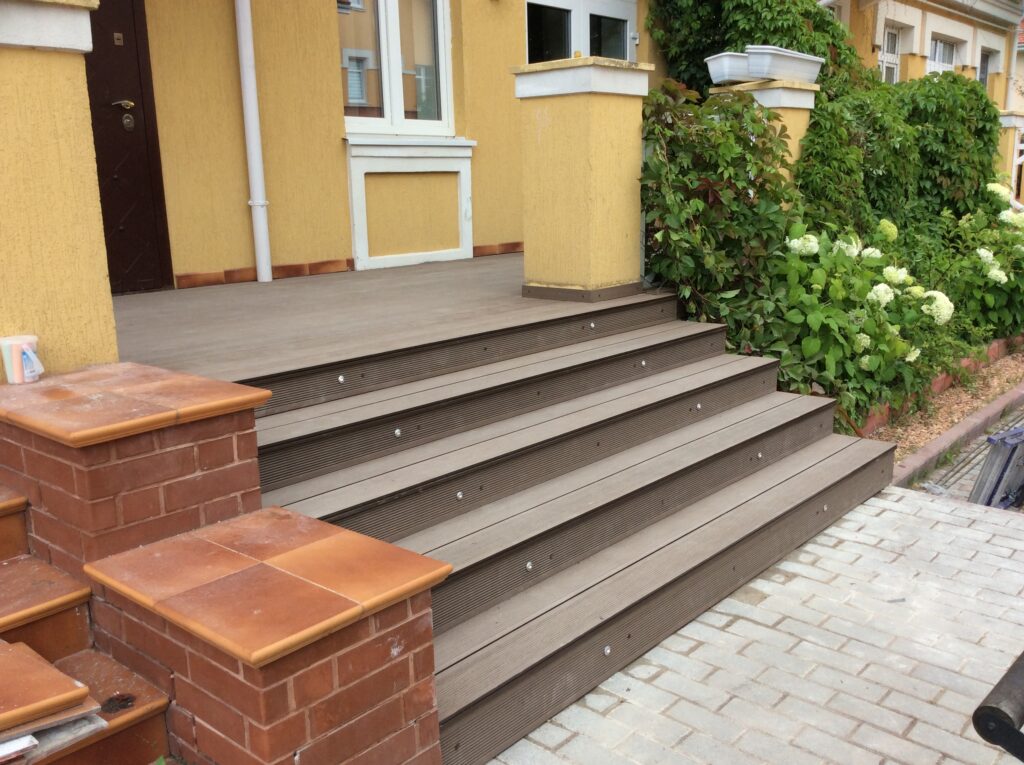 Лестница дпк КОМПОЗИТДОСКА фото